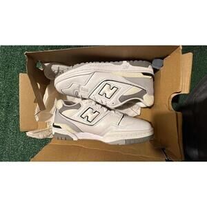 New Balance 550 Salt and Pepper Size 9